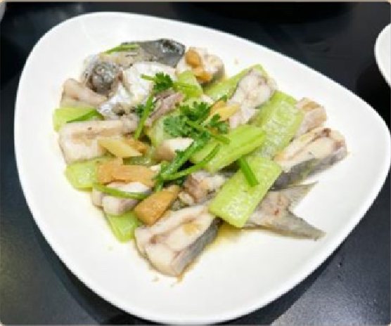 潮汕食府菜单菜品：C2 潮式焖斗鲳 Chaoshan-style Braised Pomfret