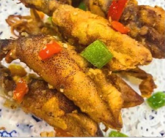 潮汕食府菜单菜品：C23 椒盐潮汕本港有膏吊筒 Salt and Pepper Local Roe Squid