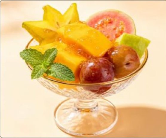 潮汕食府菜单菜品：B1 甘草水果（随机搭配） Licorice Fruit Platter (Assorted)